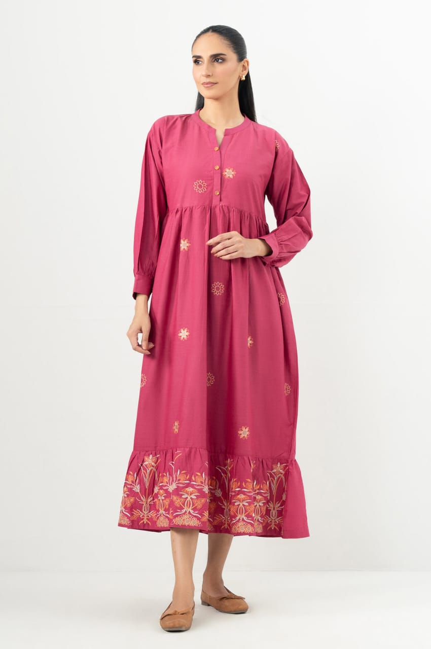 ZEEN 1 PIECE EMBROIDERED SHIRT MODEL WEAR