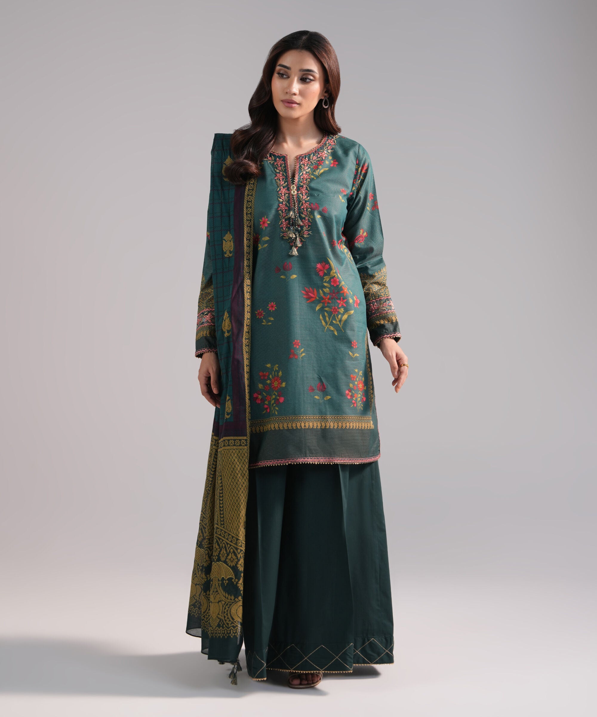 Sapphire 3-Piece Embroidered Lawn Suit