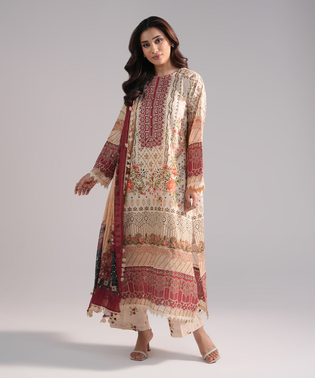 Sapphire 3 Piece Embroidered Suit Lawn