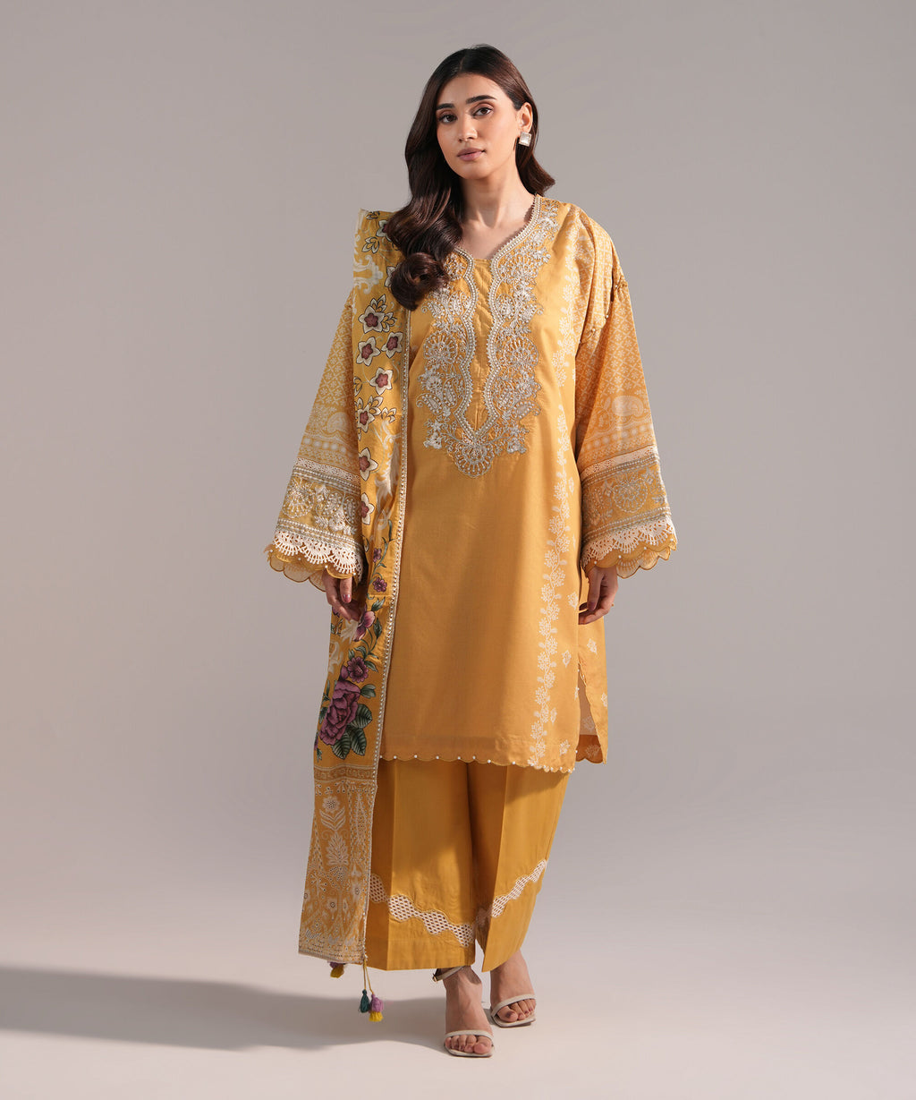 Sapphire 3 Piece-Embroidered Lawn Suit