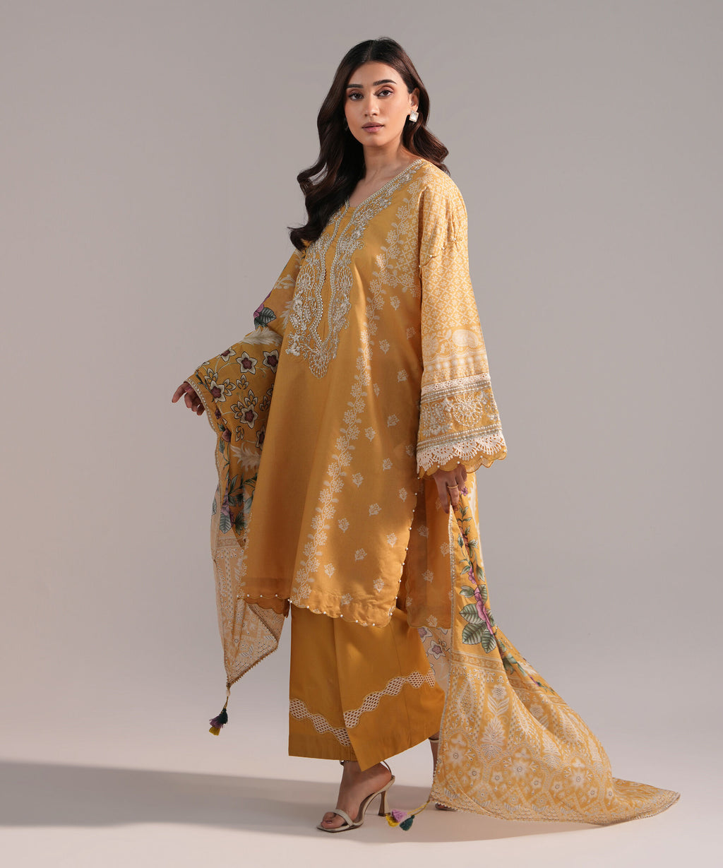 Sapphire 3 Piece-Embroidered Lawn Suit