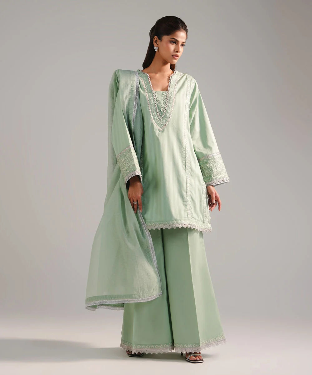 Sapphire 3 Piece-Embroidered Lawn Suit