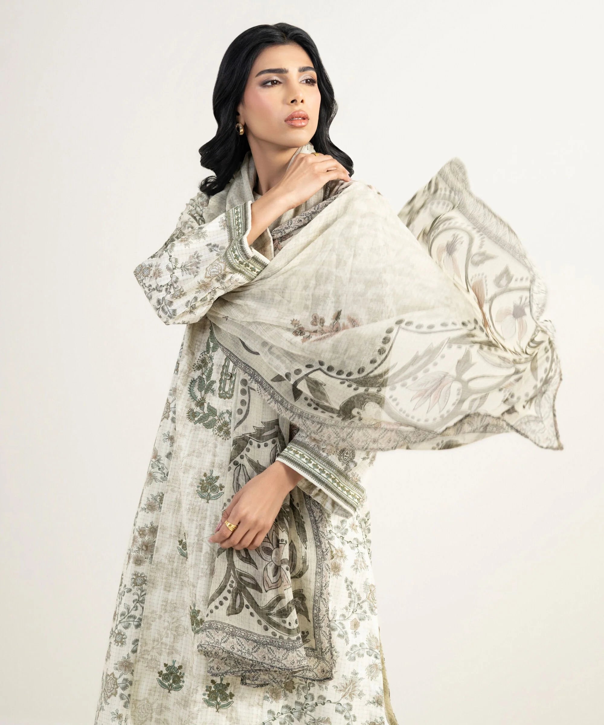 Sapphire 3-Piece Embroidered Lawn Suit