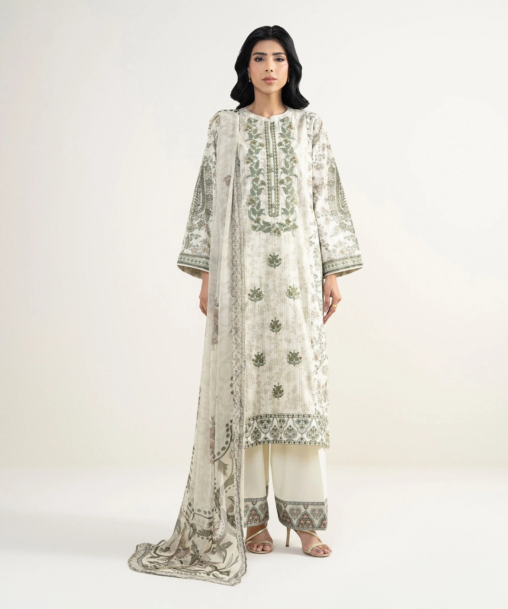 Sapphire 3-Piece Embroidered Lawn Suit
