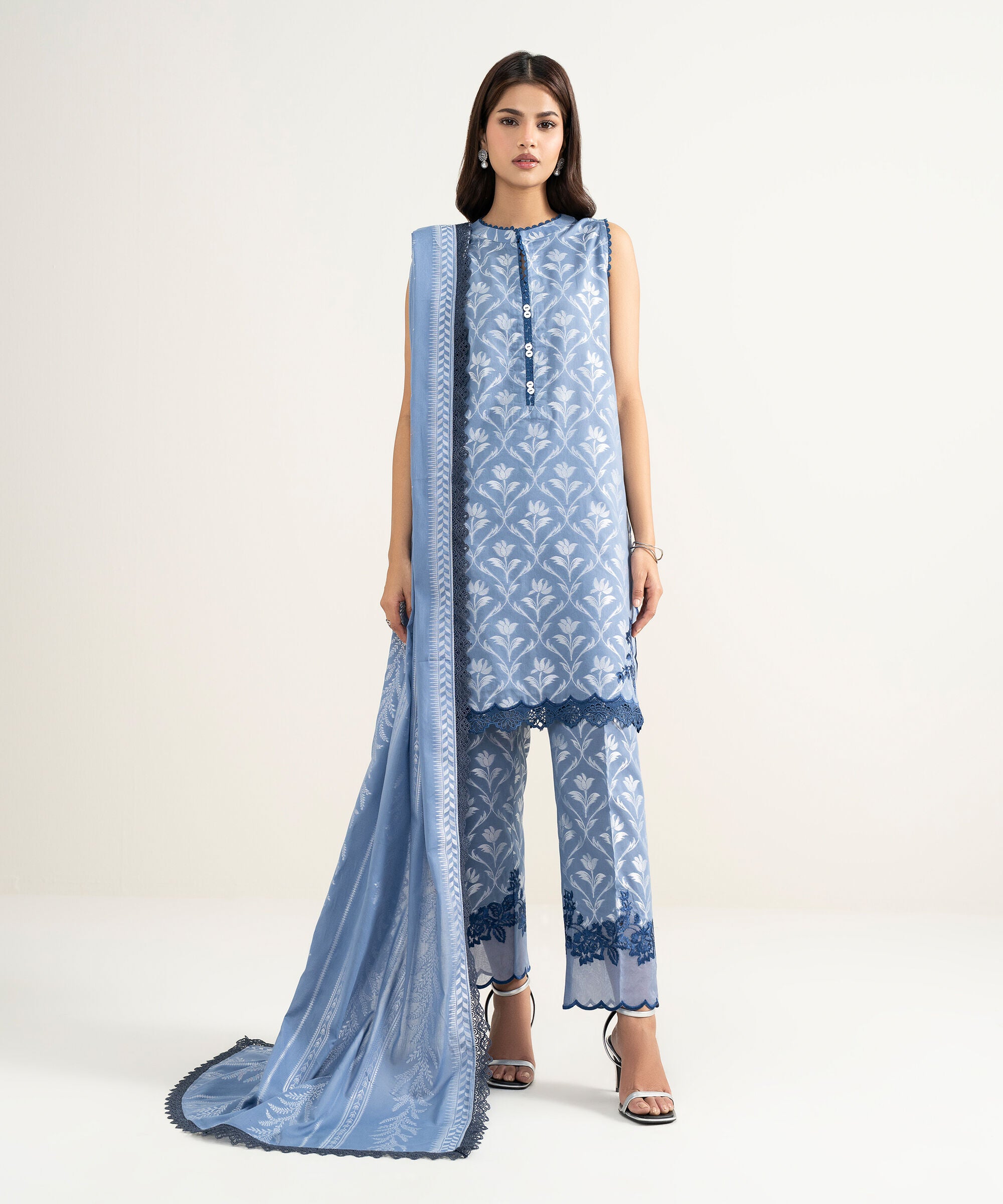 Sapphire 3 Piece Embroidered Lawn suit