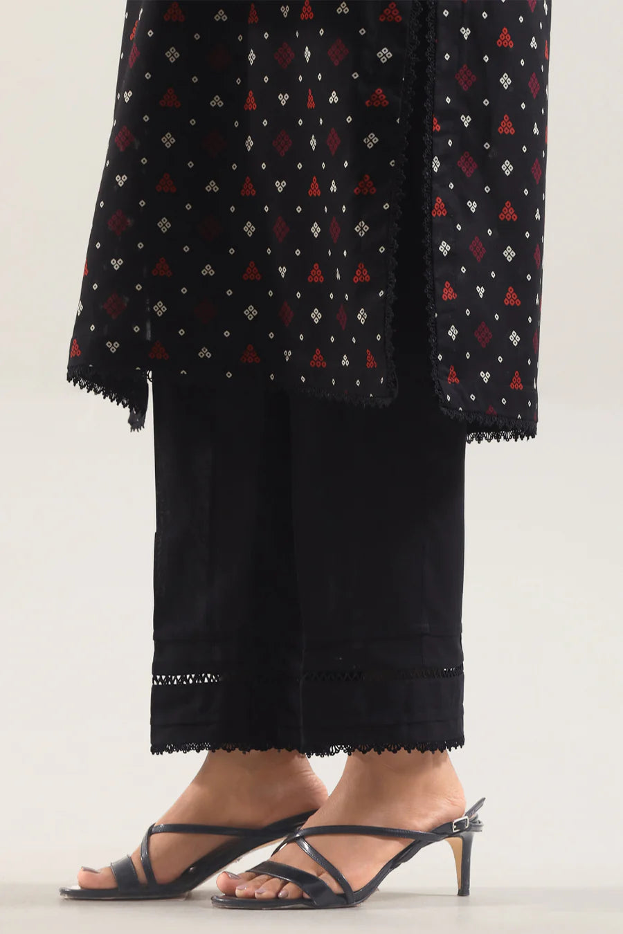 Saya | Printed Lawn Stitched 3 Piece