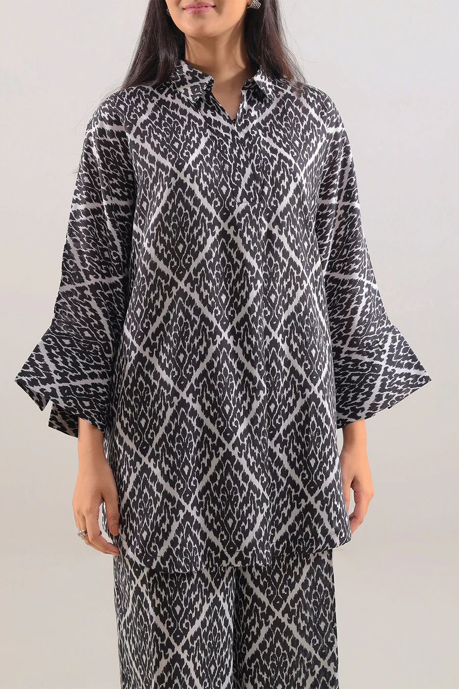 Saya | Printed Lawn Stitched 2 Piece (Shirt/Trouser)