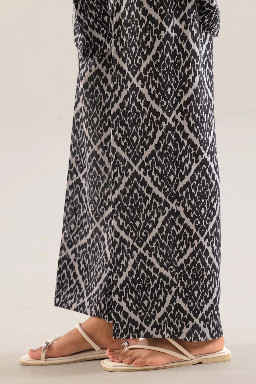 Saya | Printed Lawn Stitched 2 Piece (Shirt/Trouser)