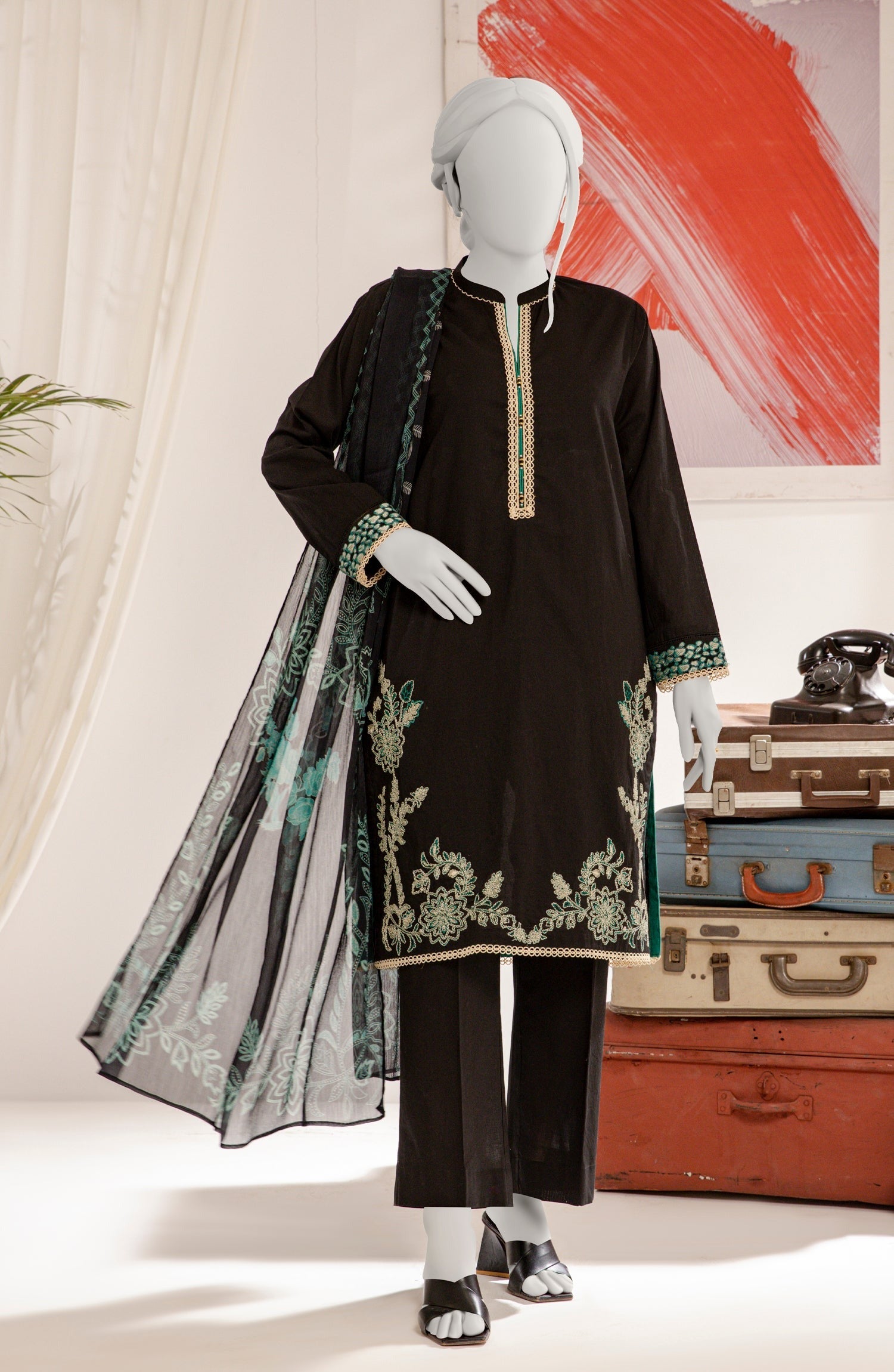 MTJ EMBROIDERED WOMEN STITCHED 3PC SUIT
