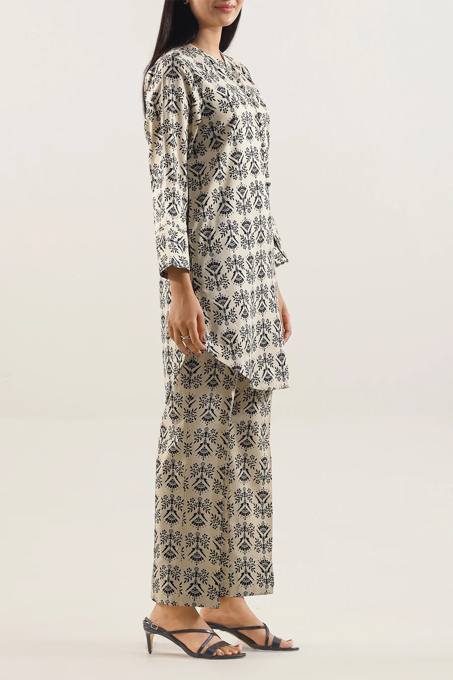Saya | Printed Lawn Stitched 2 Piece (Shirt/Trouser)